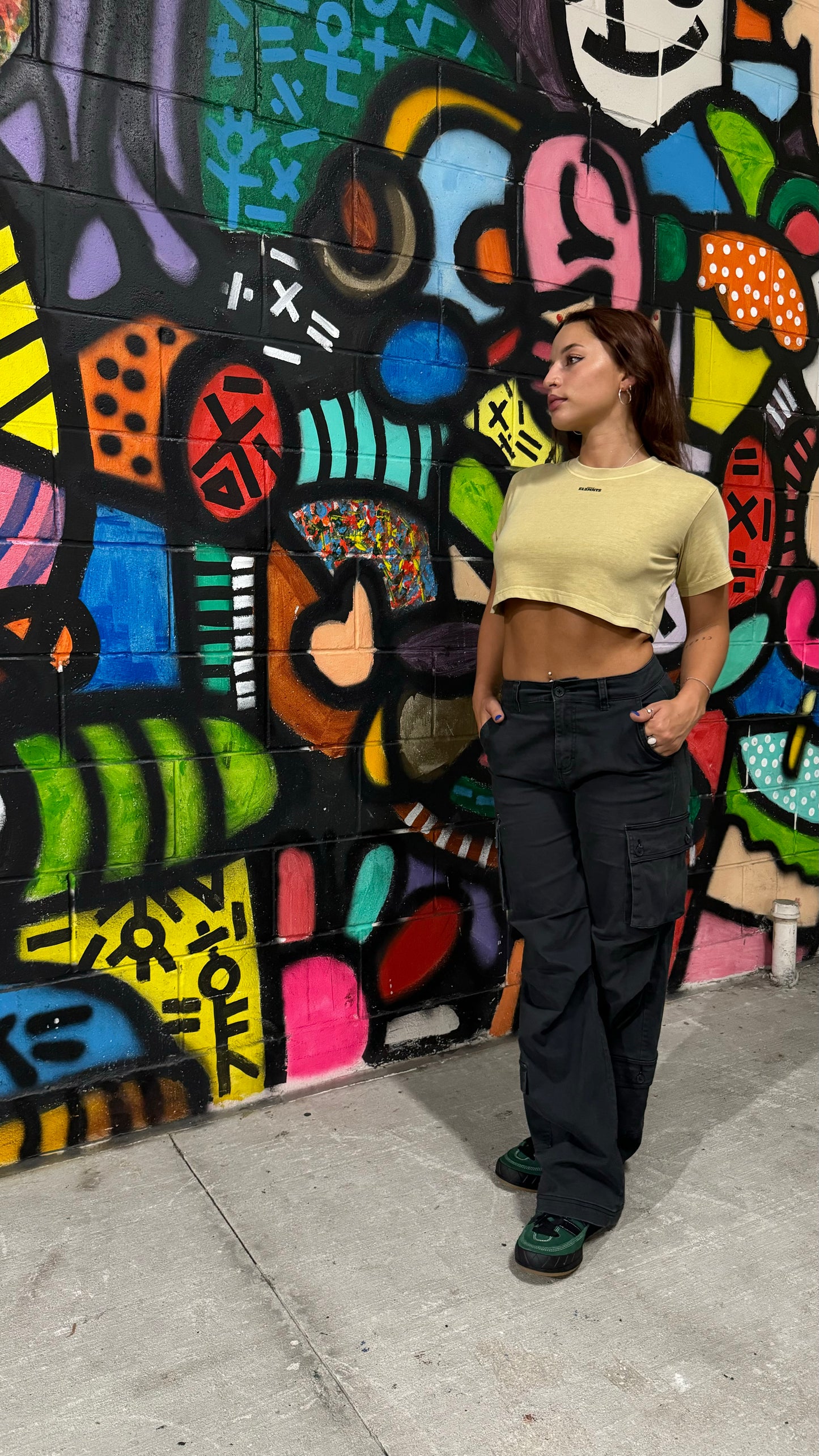 ESSNTIAL ELEMNTS Women's Snow Washed Crop Top Tee