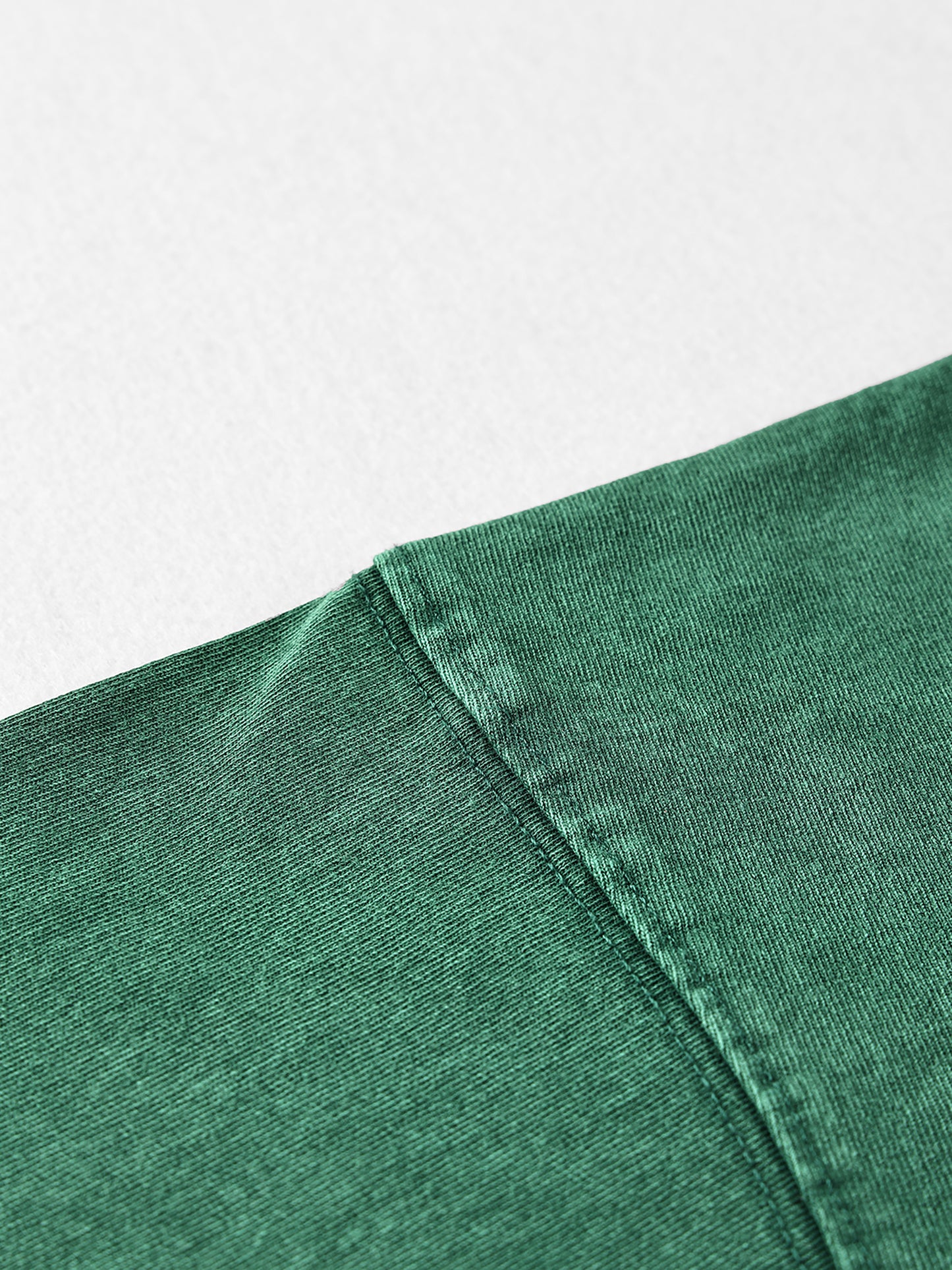 fashion,essential,streetwear,sweatshirt