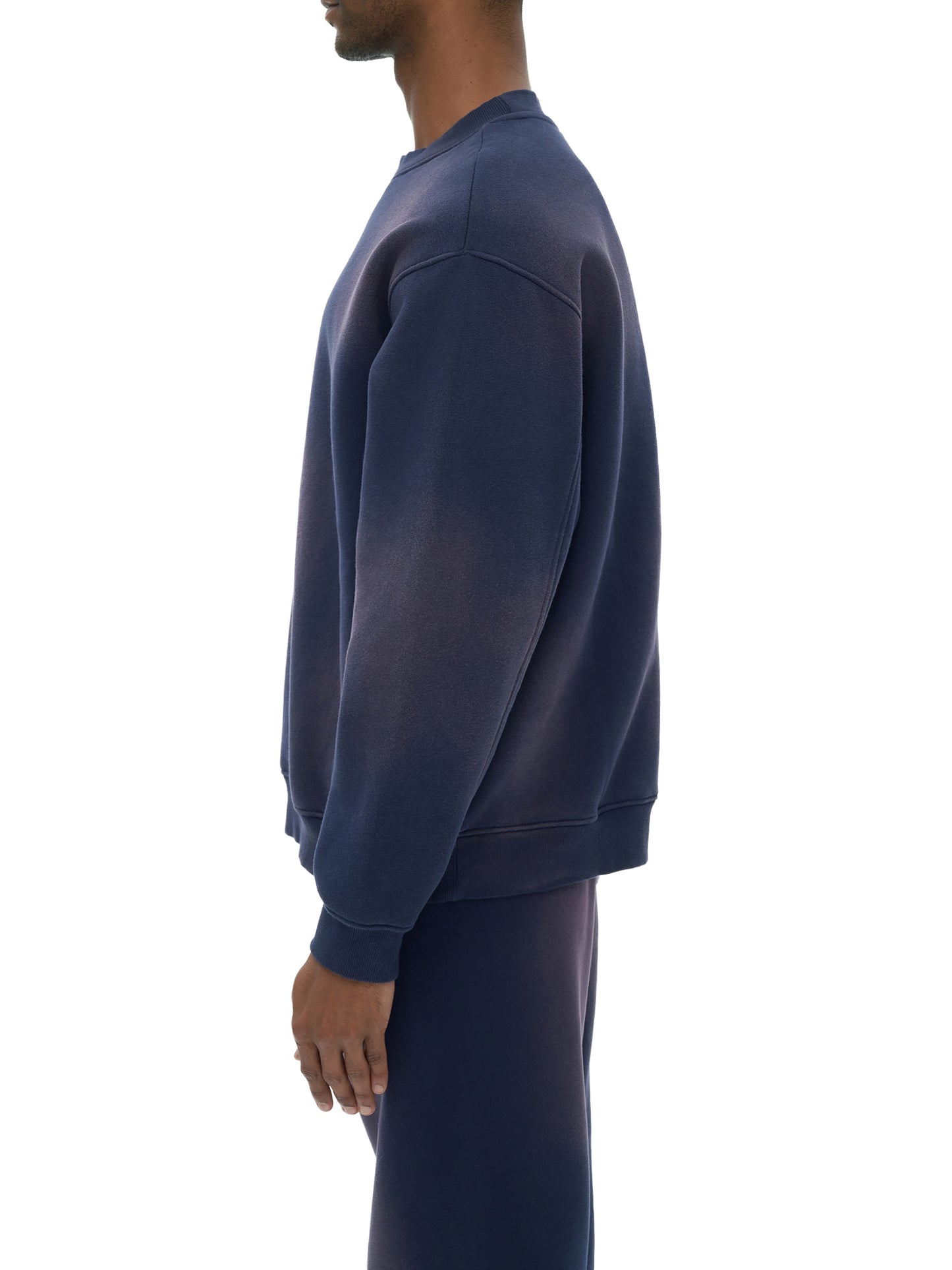 fashion,unisex,sweatshirt,streetwear,essentials