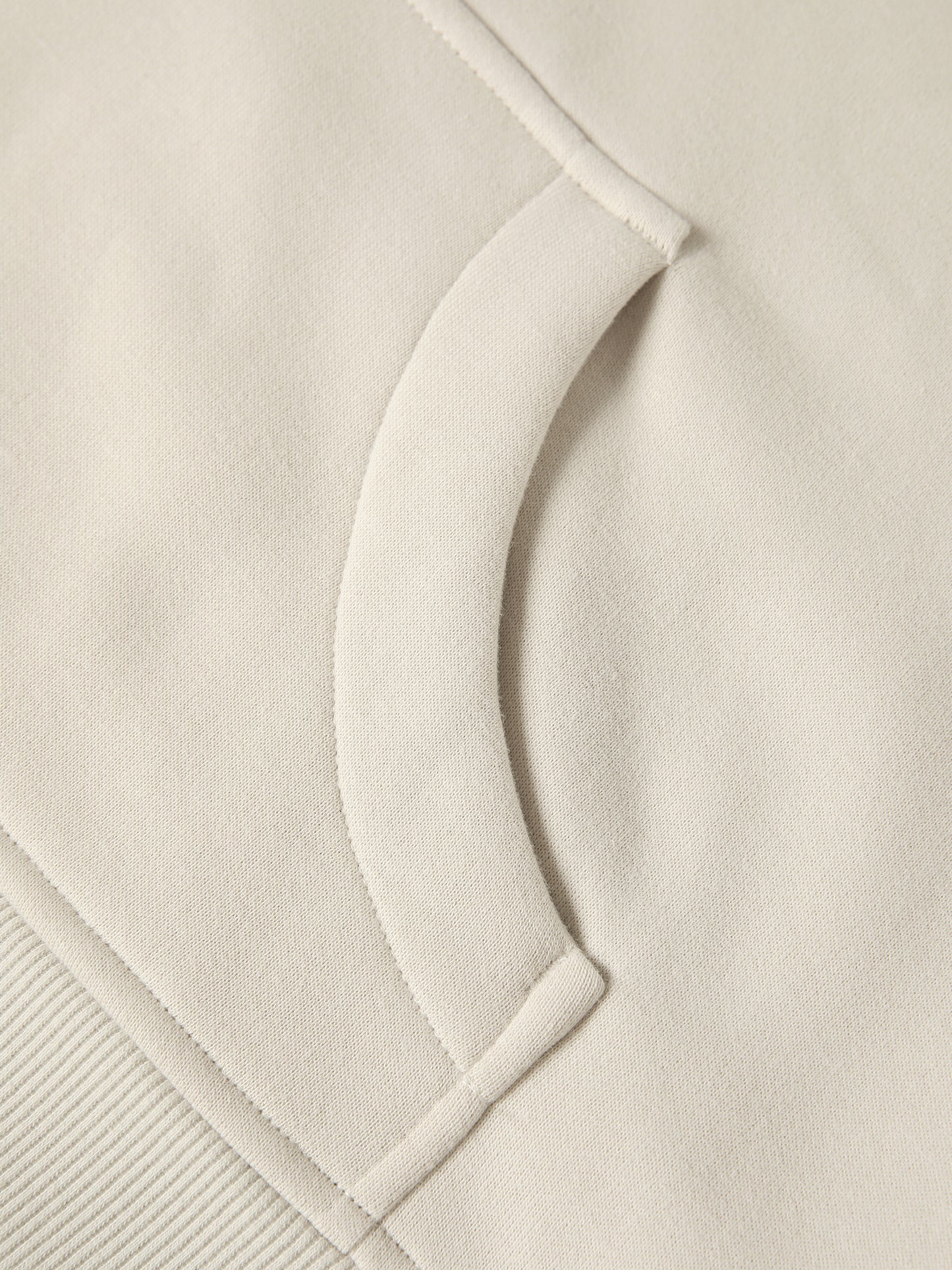 sweatshirt,women,fashion,essentials,streetwear,essntialelemnts,eepioneers