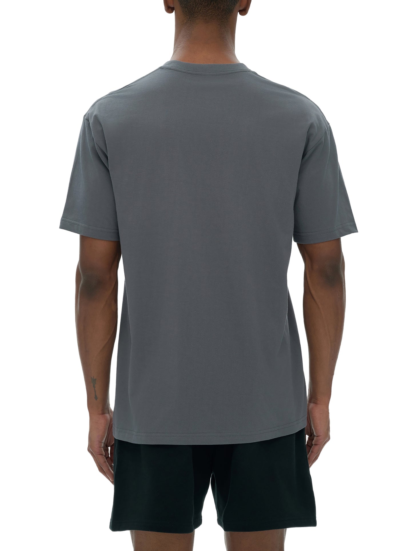 shirt,fashion,tee,essentials,streetwear,unisex,ootd