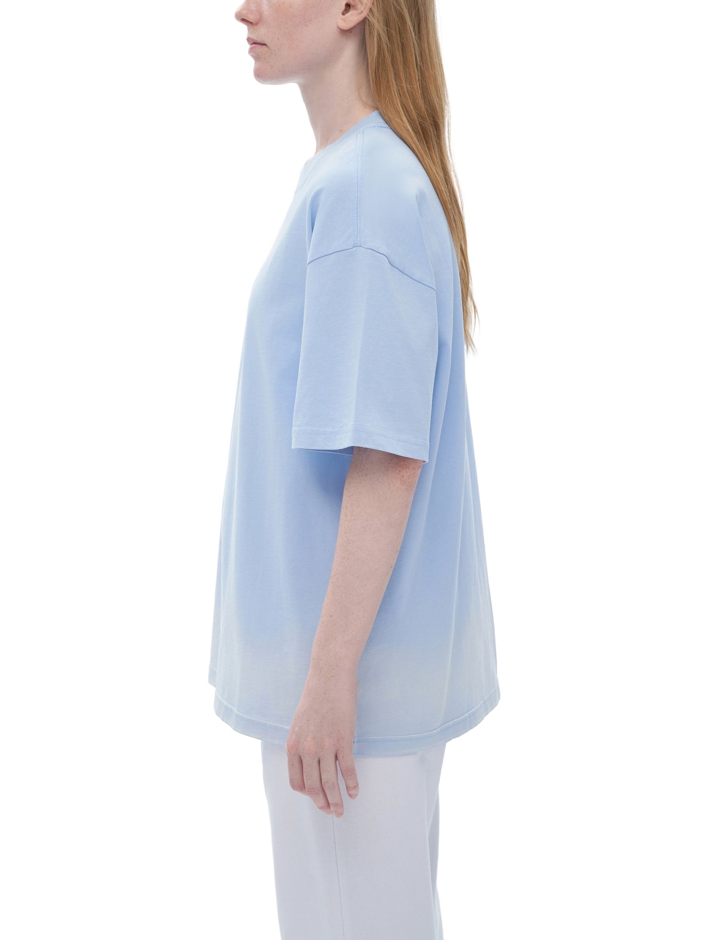 tee,fashion,shirt,essentials,unisex,streetwear,ootd