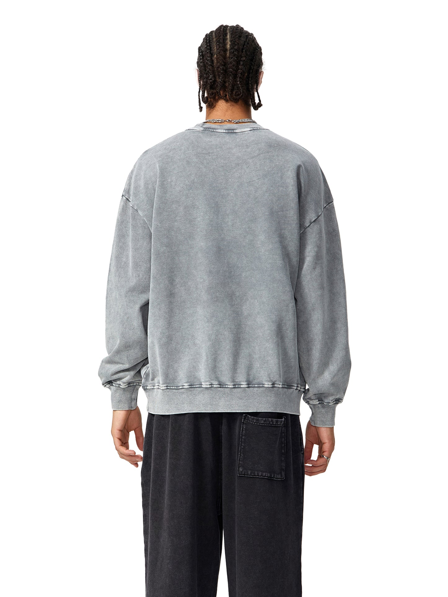 sweatshirt,fashion,unisex,essentials,streetwear