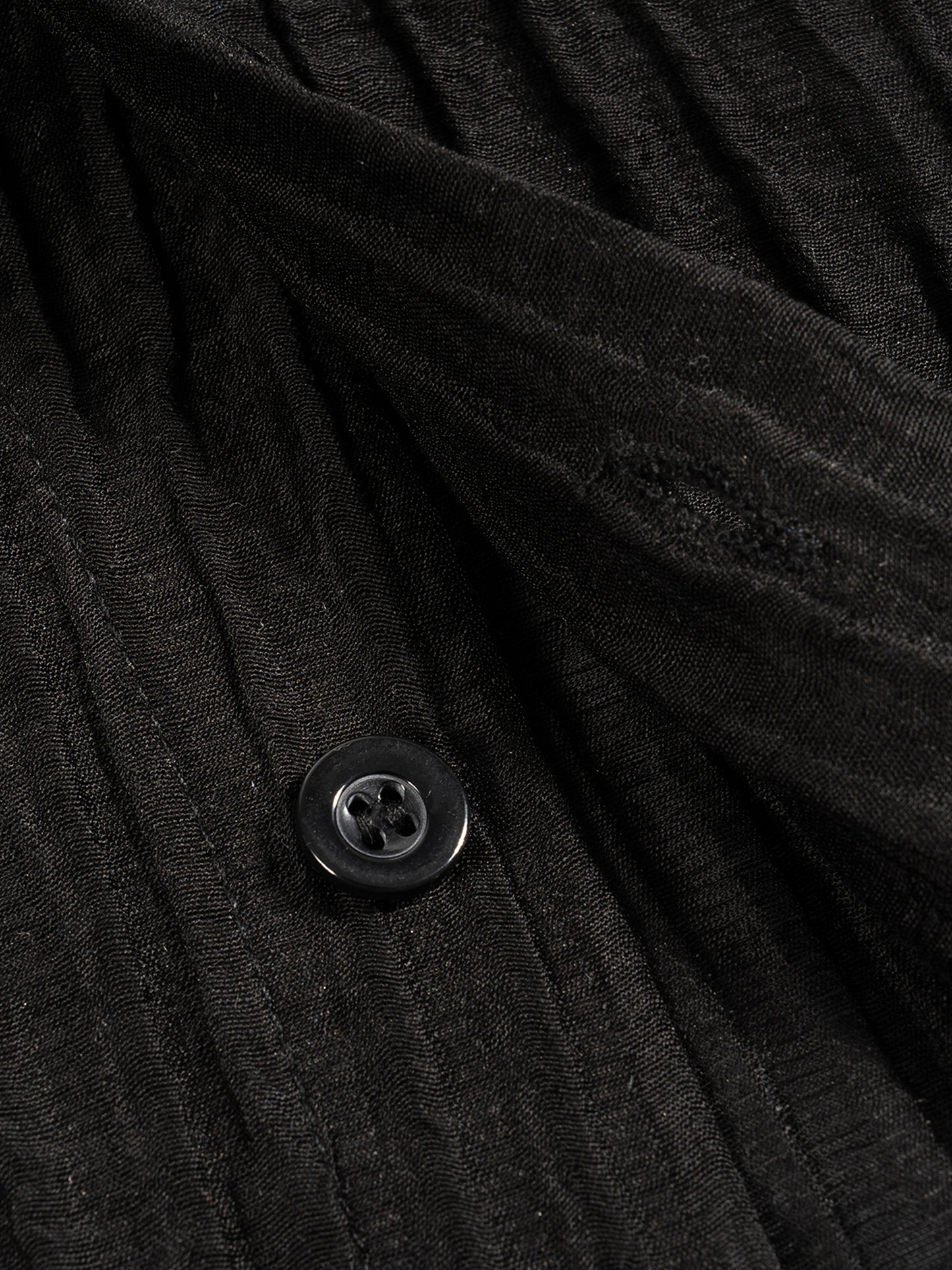 shirt,fashion,streetwear,essentials,unisex