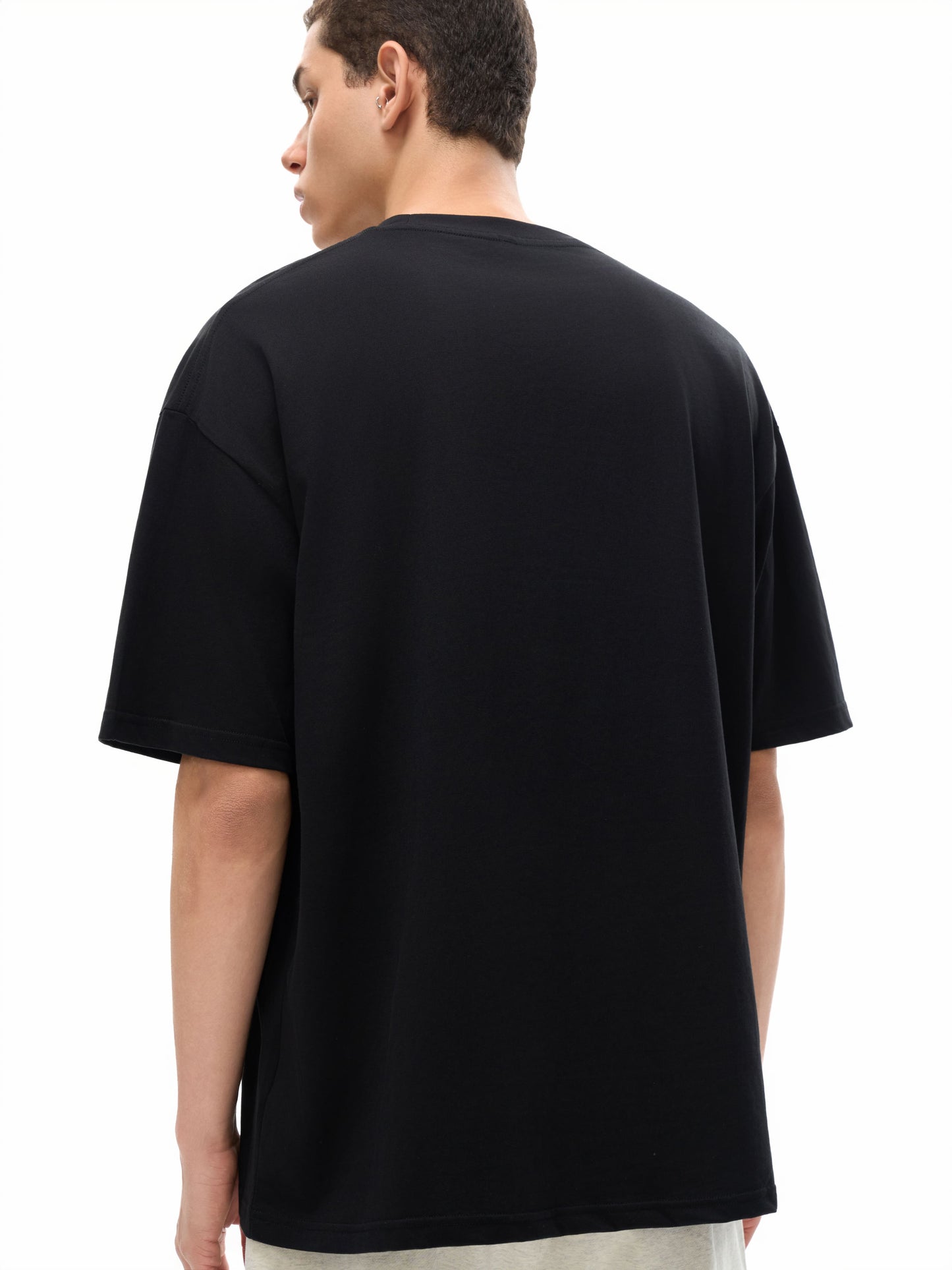 tee,shirt,fashion,unisex,essentials,streetwear