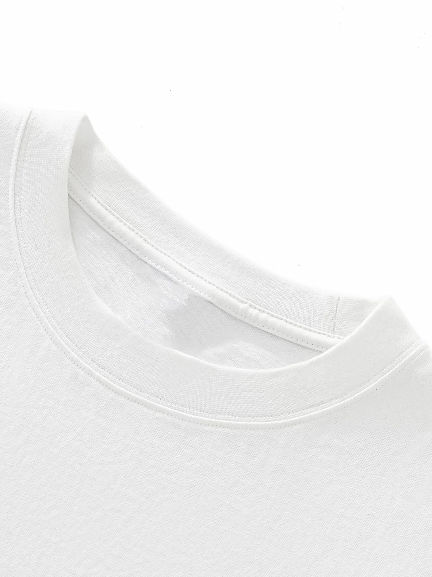 tee,shirt,long sleeve,fashion,essentials,streetwear,unisex