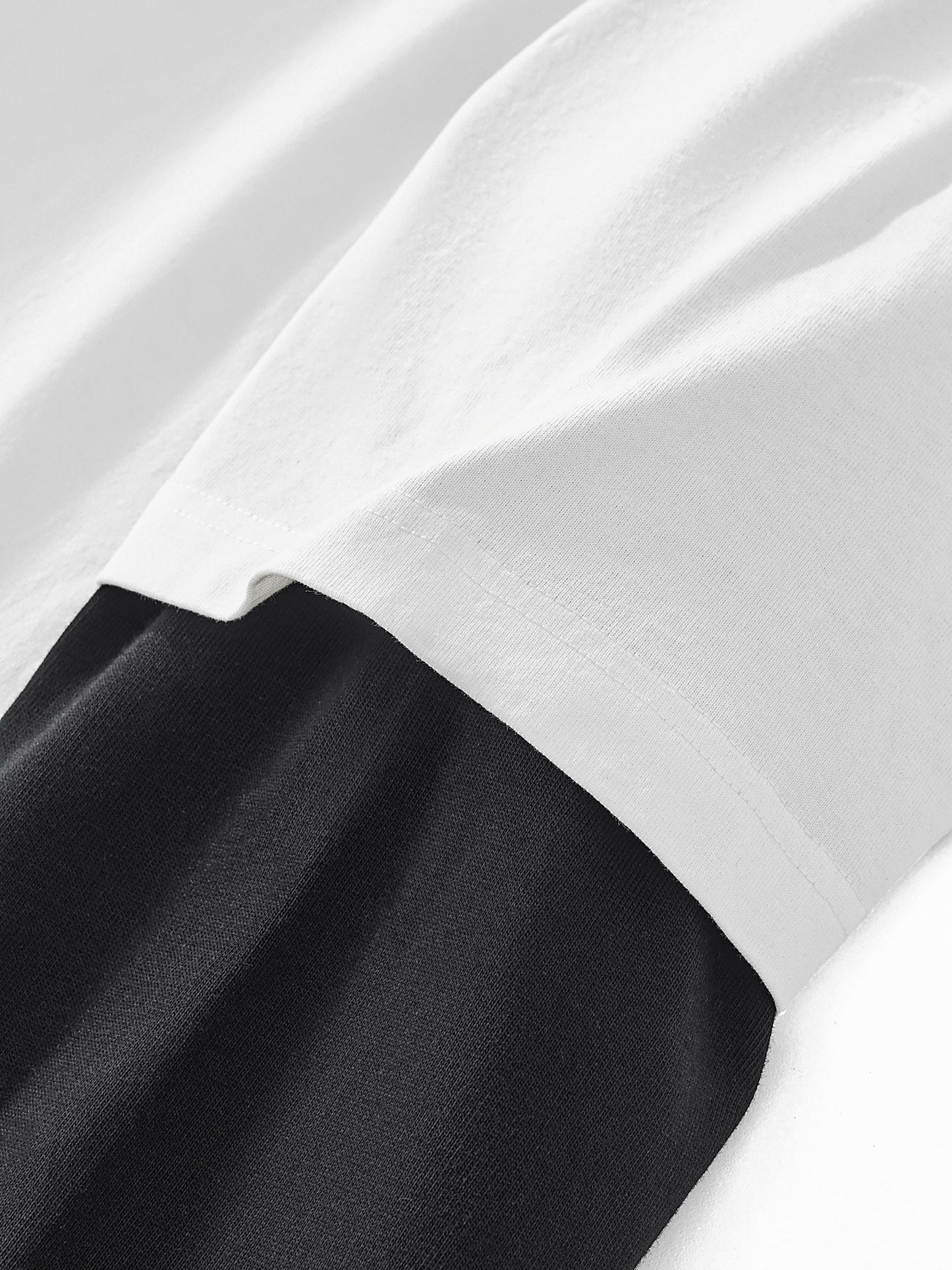 tee,shirt,long sleeve,fashion,essentials,streetwear,unisex