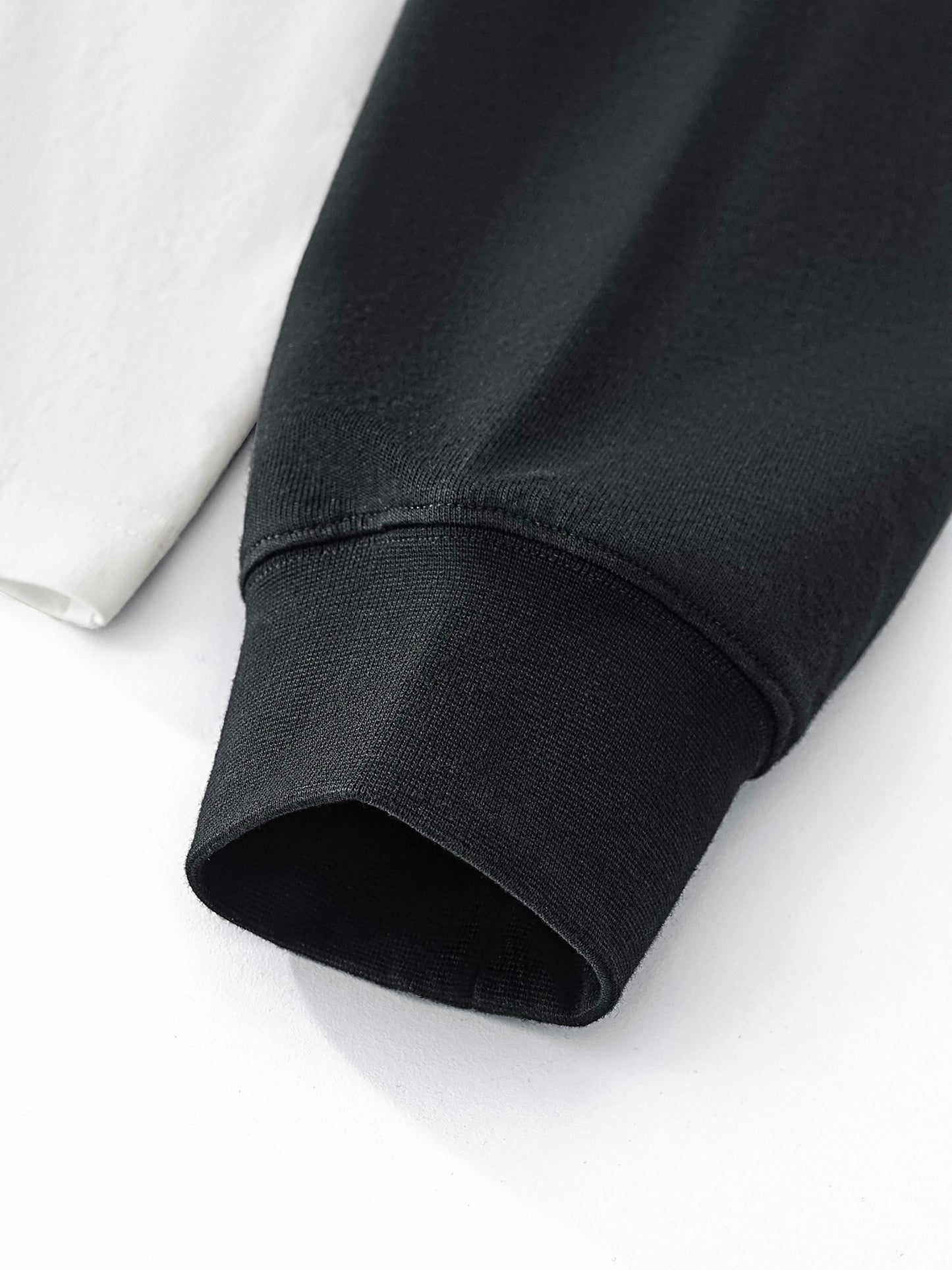 tee,shirt,long sleeve,fashion,essentials,streetwear,unisex