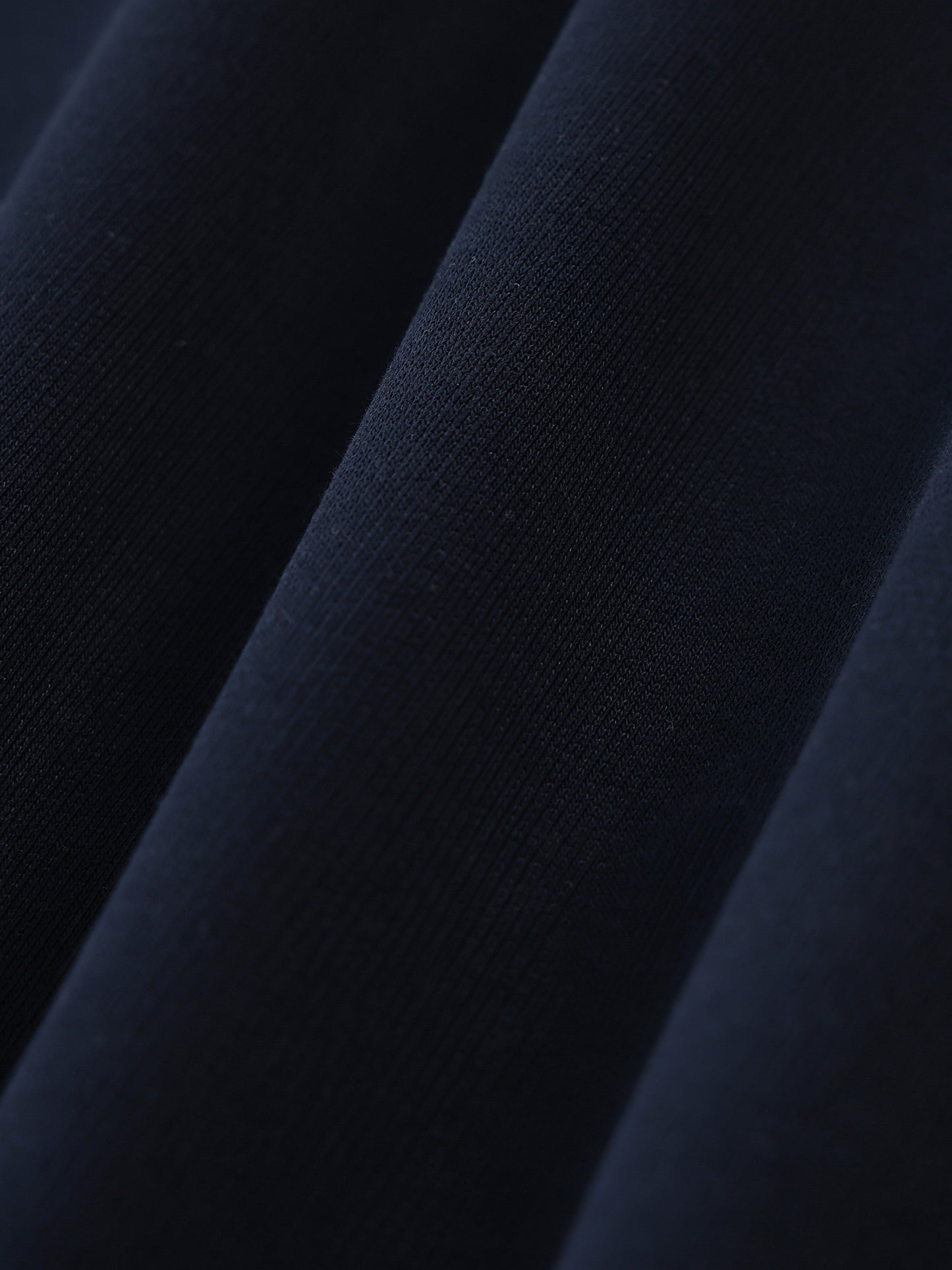 sweatshirt,streetwear,unisex,essentials,fashion