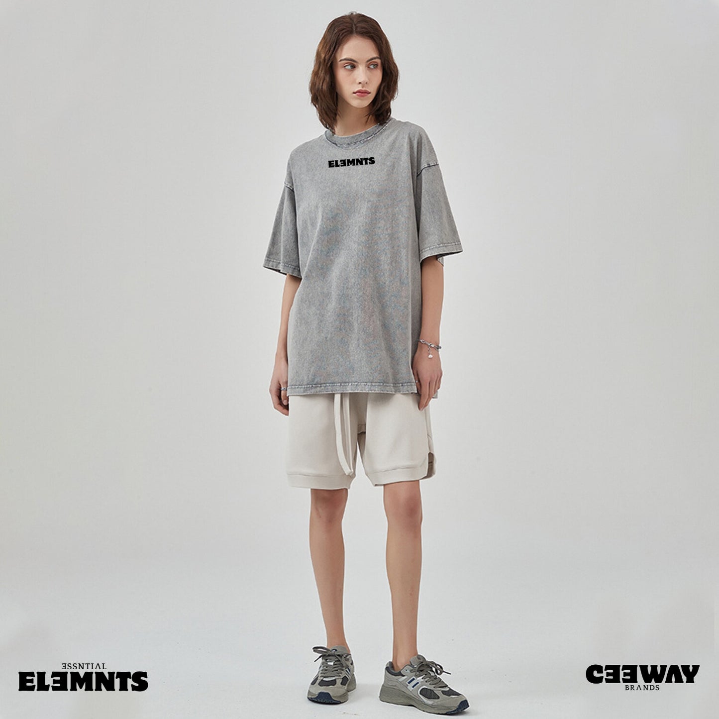 ƎSSNTIΛL ELƎMNTS Unisex Oversized Snow Wash Tee