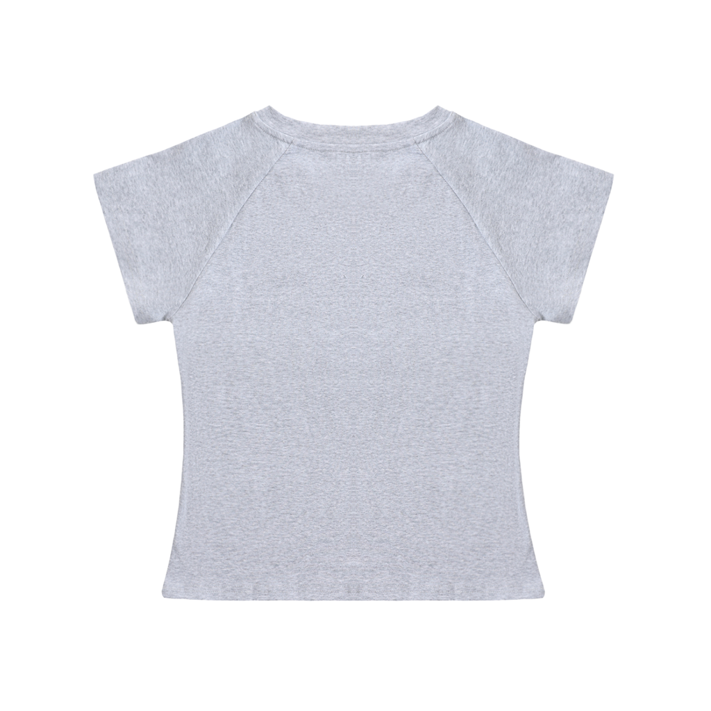 shirt,tee,fashion,streetwear,essentials,women