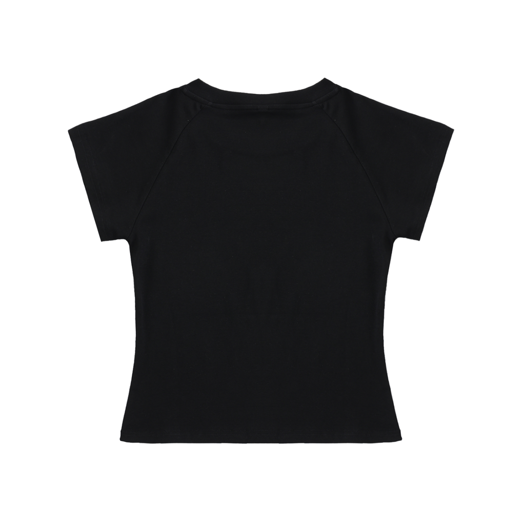 shirt,tee,fashion,streetwear,essentials,women