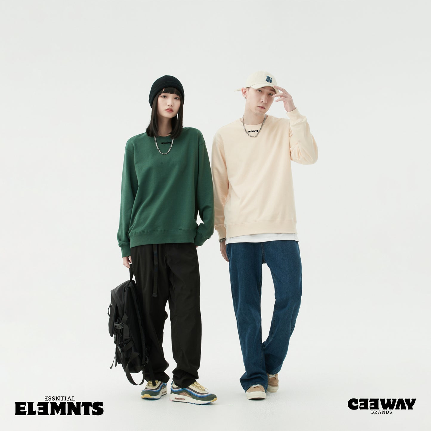 ƎSSNTIΛL ELƎMNTS Unisex Heavy Classic Sweater