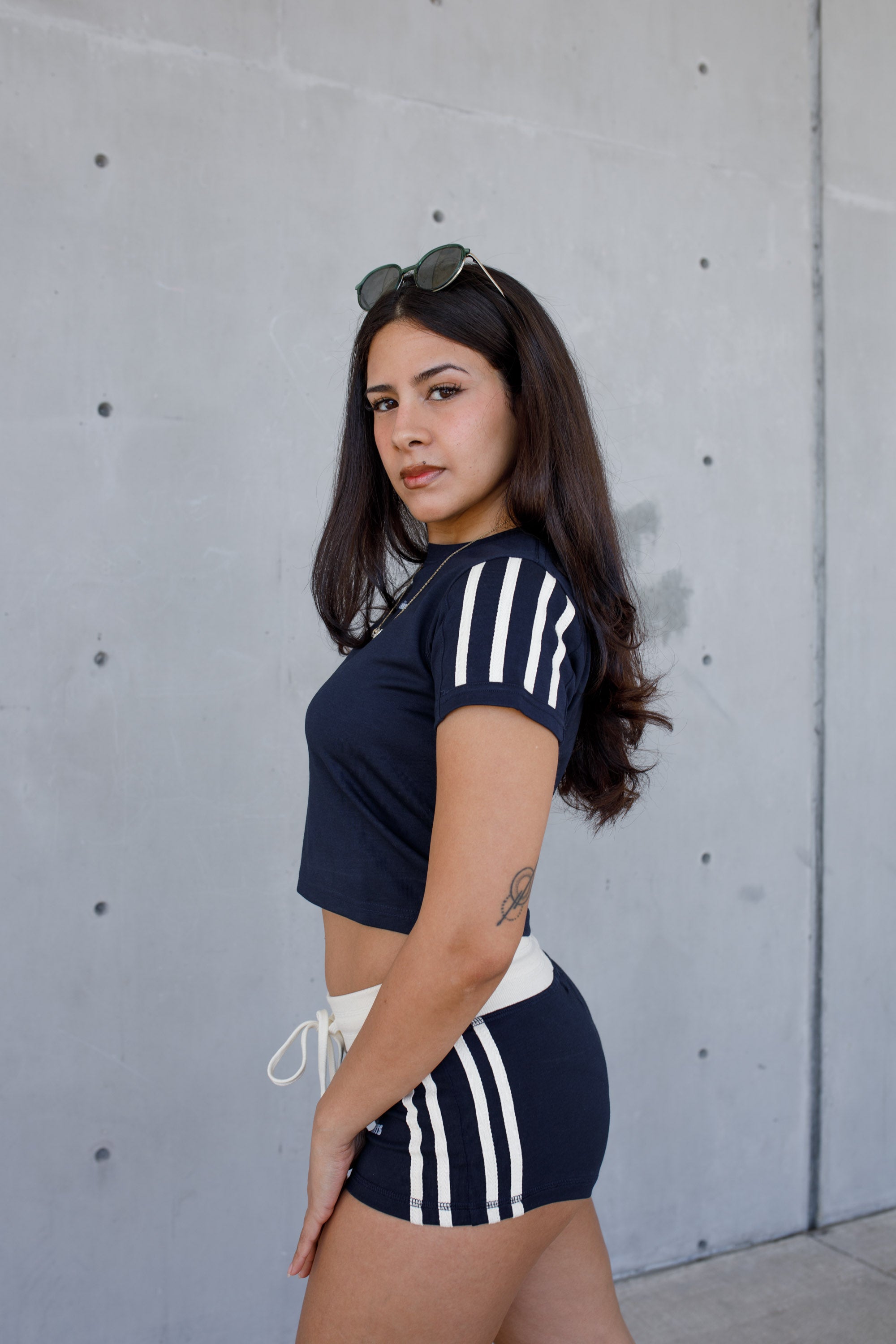 ESSNTIAL ELEMNTS WH Women's 220G Contrast Stripe Performance Tee - Essntial Elemnts