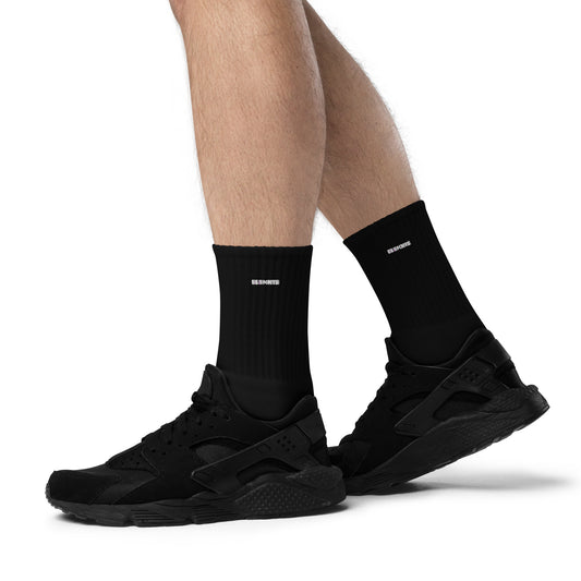 ƎSSNTIΛL ELƎMNTS Embroidered Soft Socks