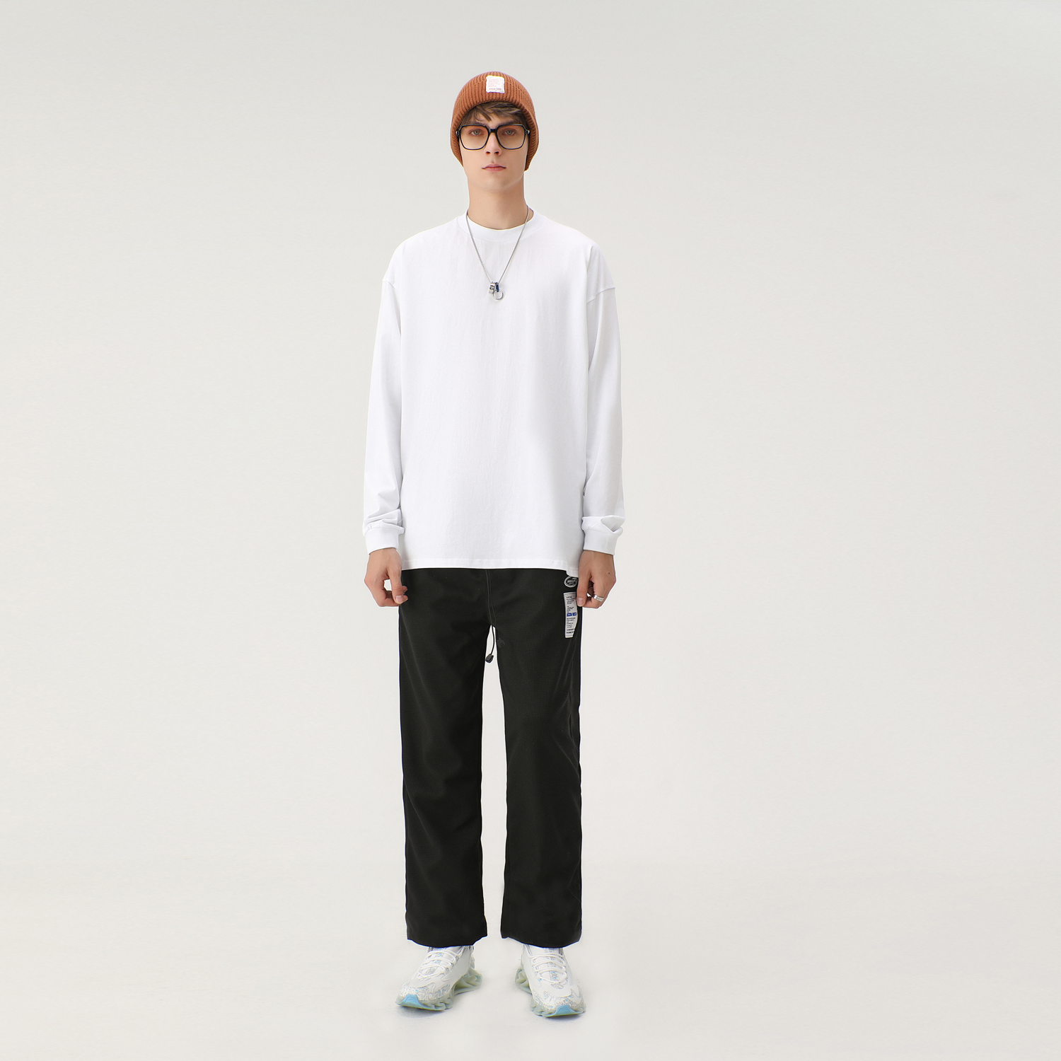 shirt,fashion,essential,streetwear,tee