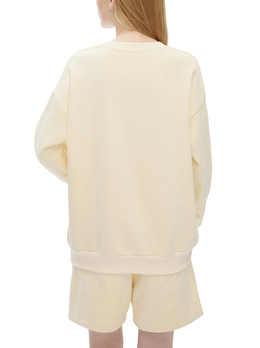 fashion,streetwear,unisex,sweatshirt,pullover,essentials