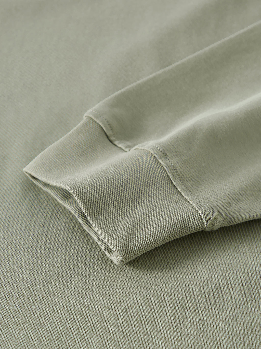 tee,shirt,long sleeve,fashion,streetwear,unisex,essentials