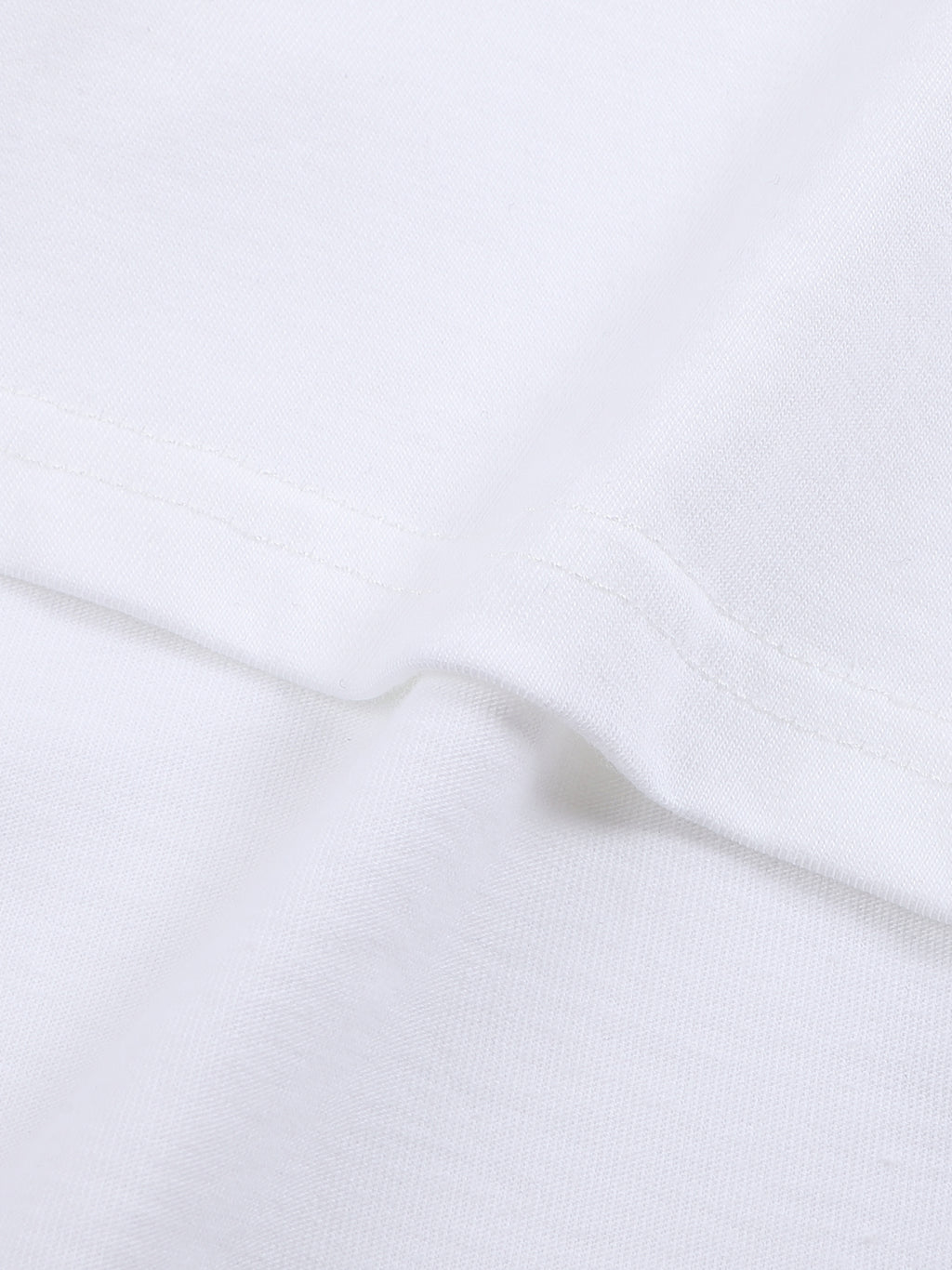 tee,shirt,women,fashion,streetwear,essential