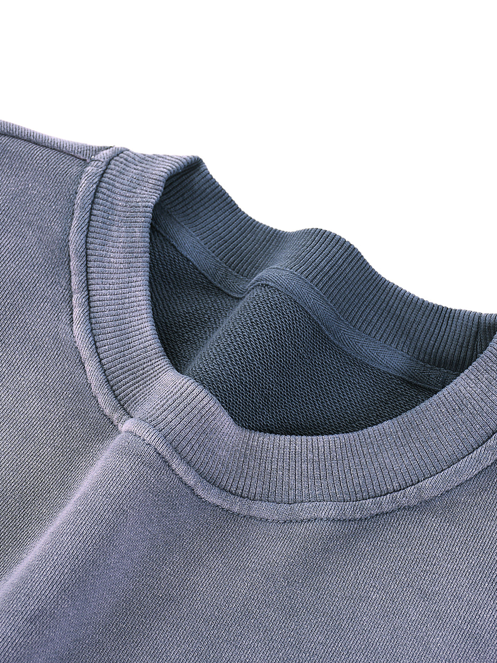 sweatshirt,fashion,essentials,unisex,streetwear