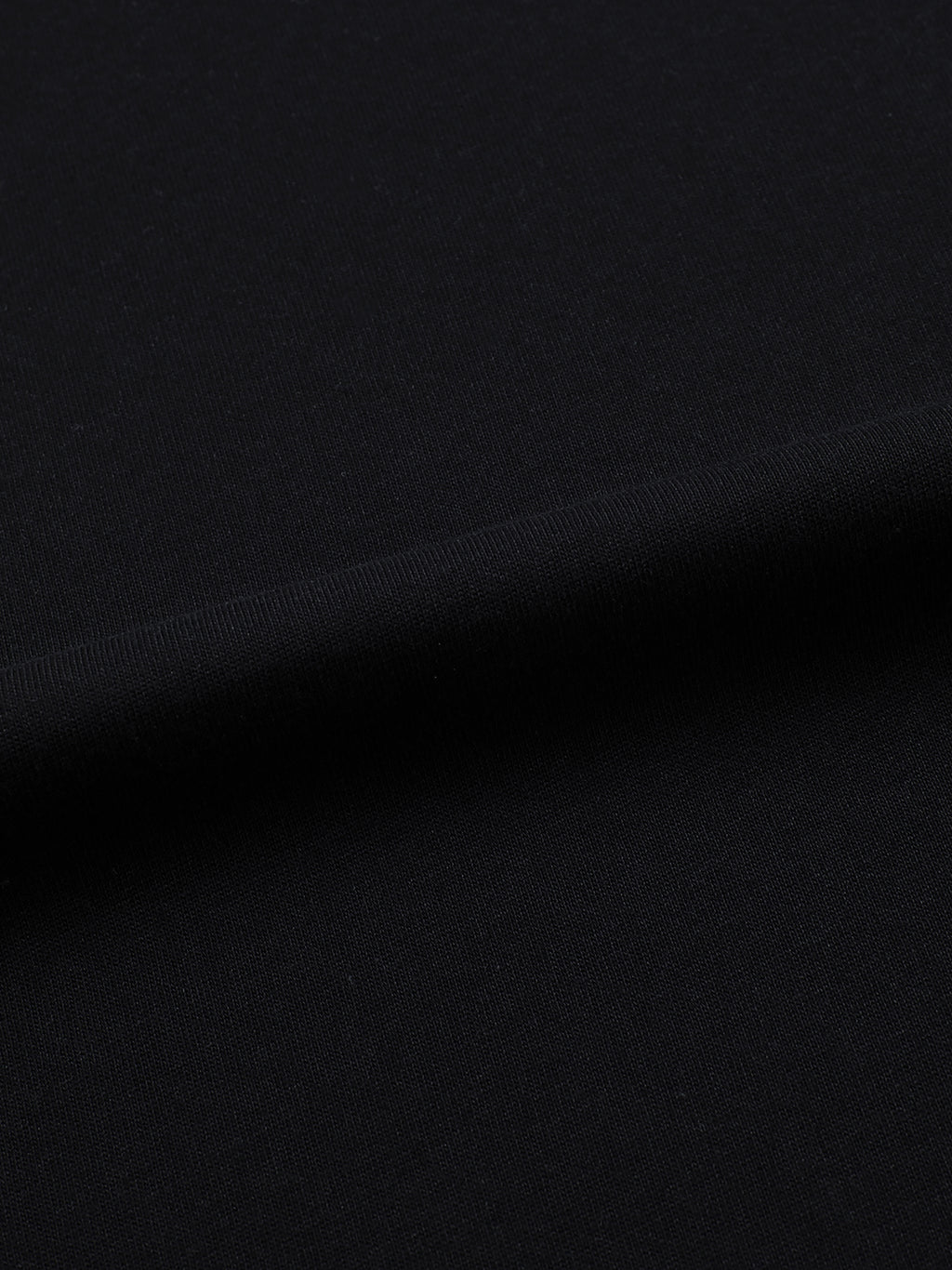 shirt,tee,fashion,streetwear,essentials,unisex