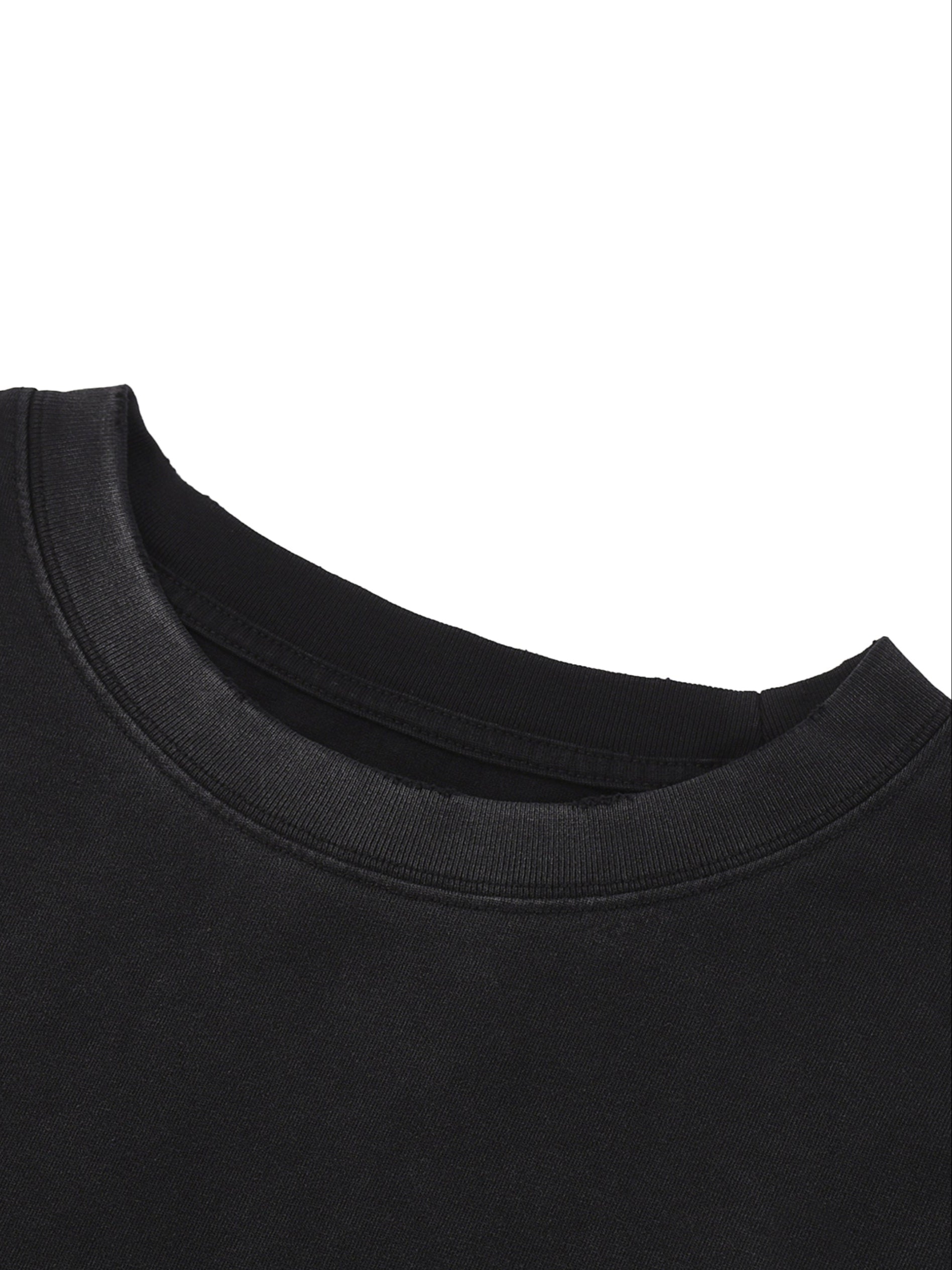 sweatshirt,tee,shirt,fashion,unisex,streetwear,essentials