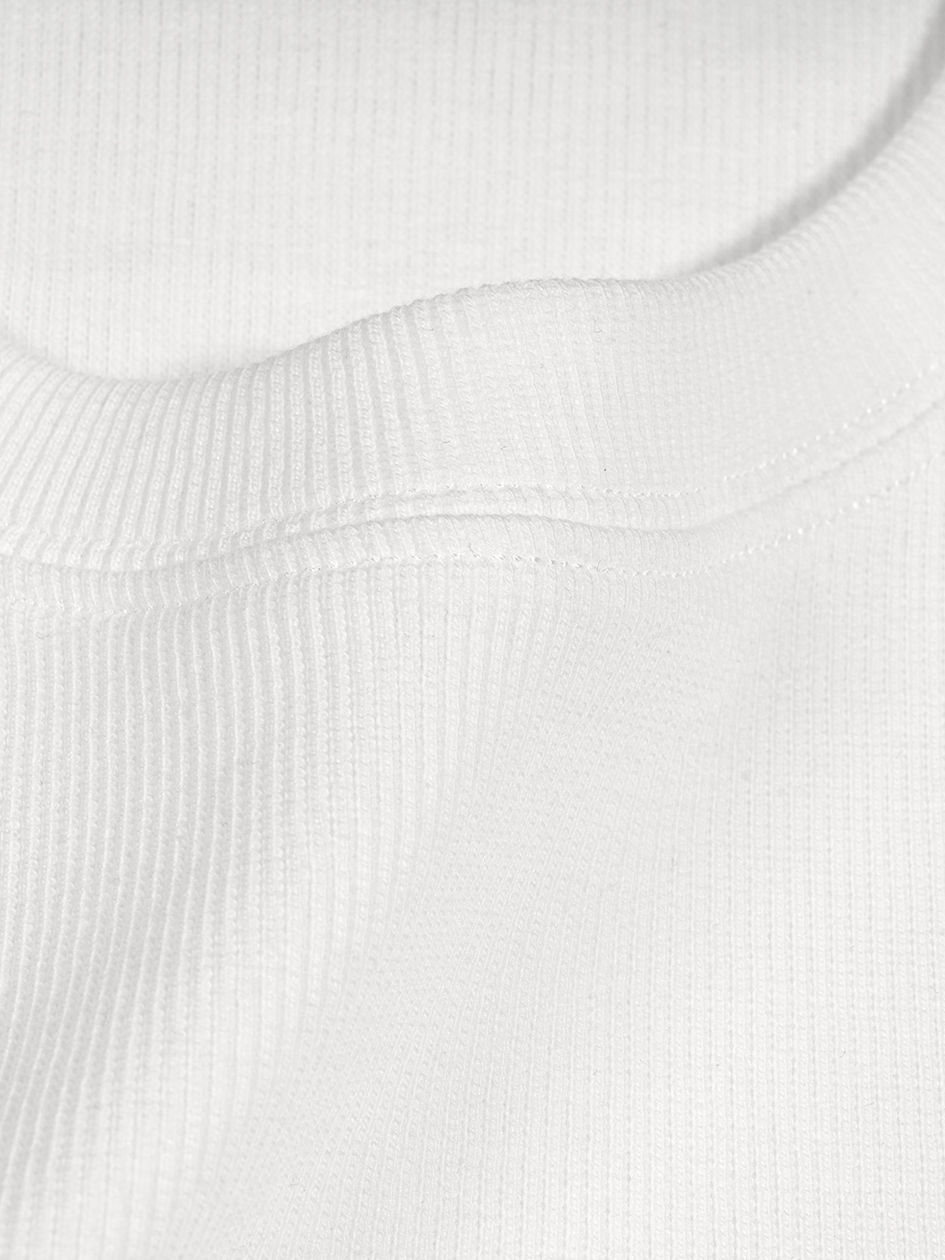 tee,shirt,fashion,essentials,unisex,streetwear