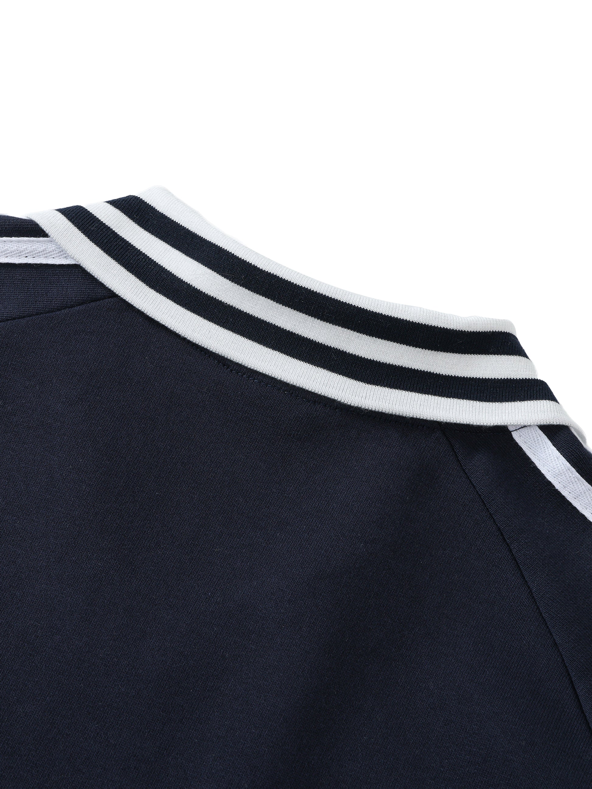 sweatshirt,shirt,fashion,streetwear,essentials,unisex