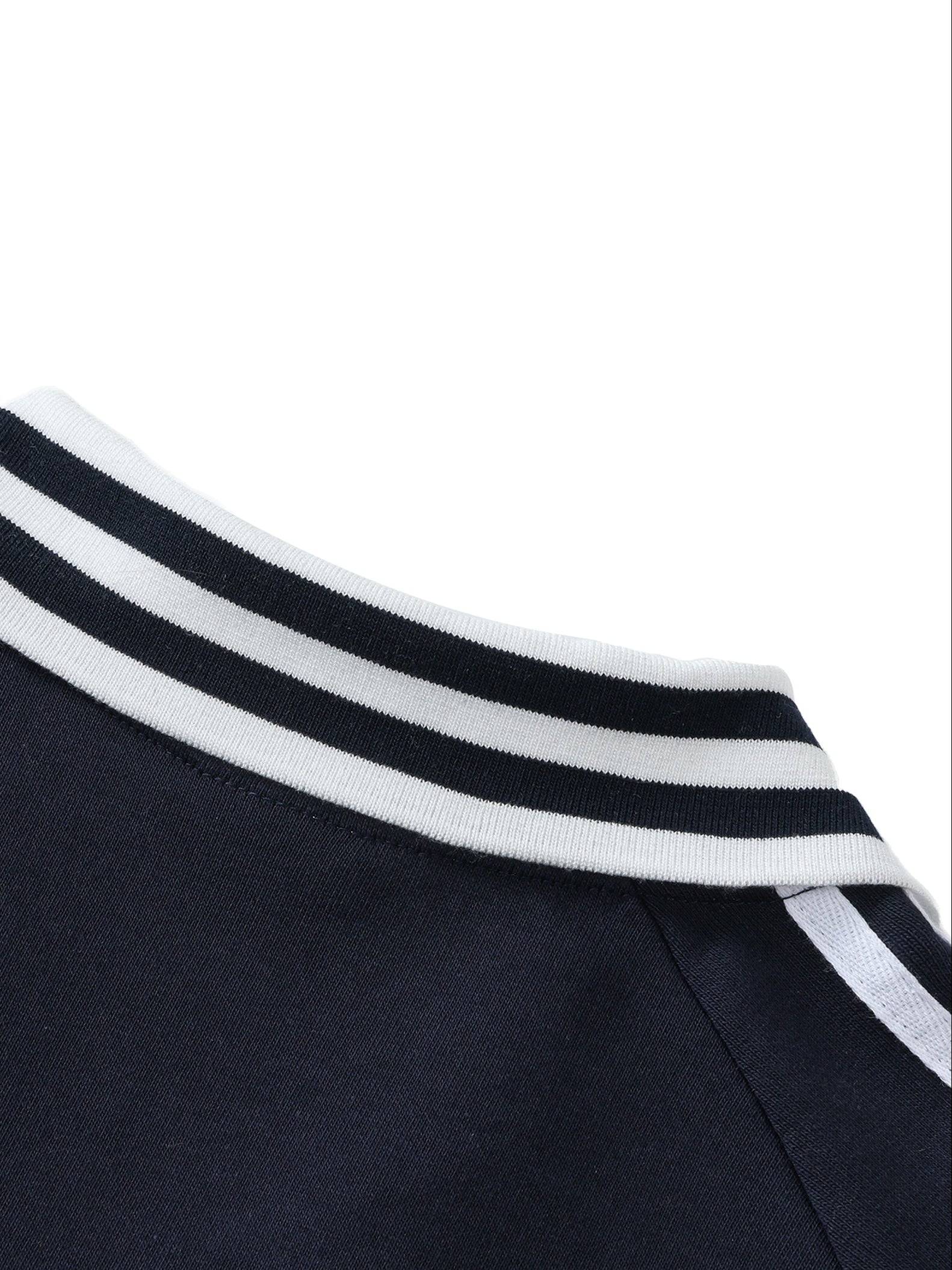 sweatshirt,fashion,streetwear,unisex,essentials