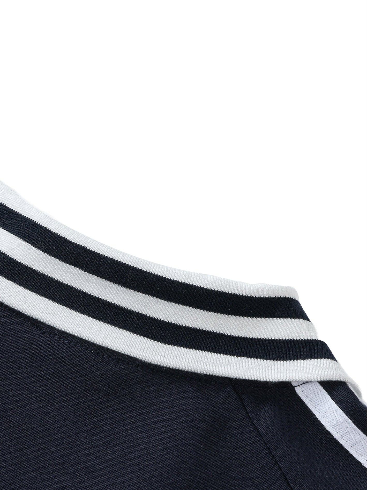 sweatshirt,fashion,unisex,essentials
