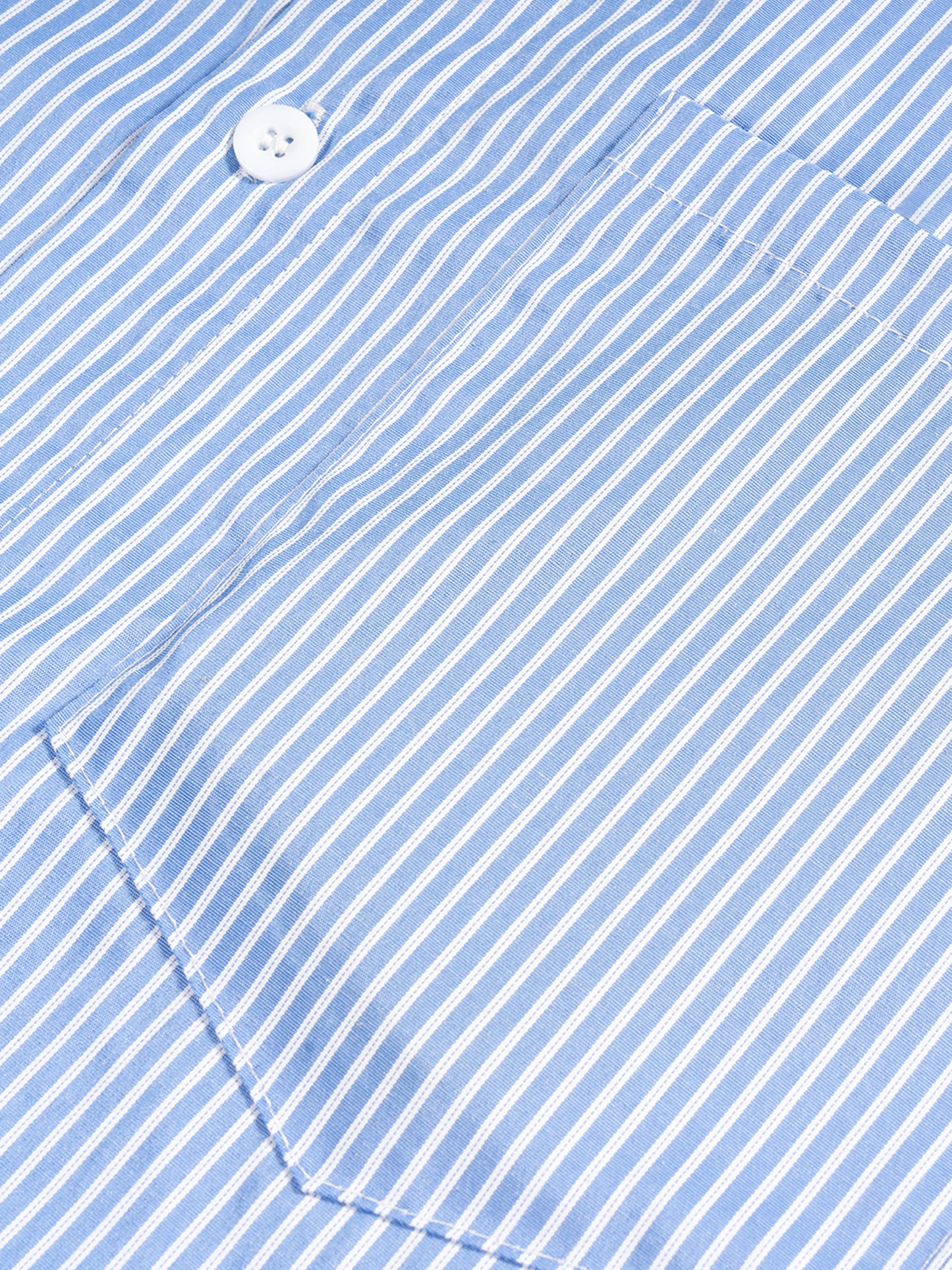 shirt,fashion,streetwear,essentials,unisex