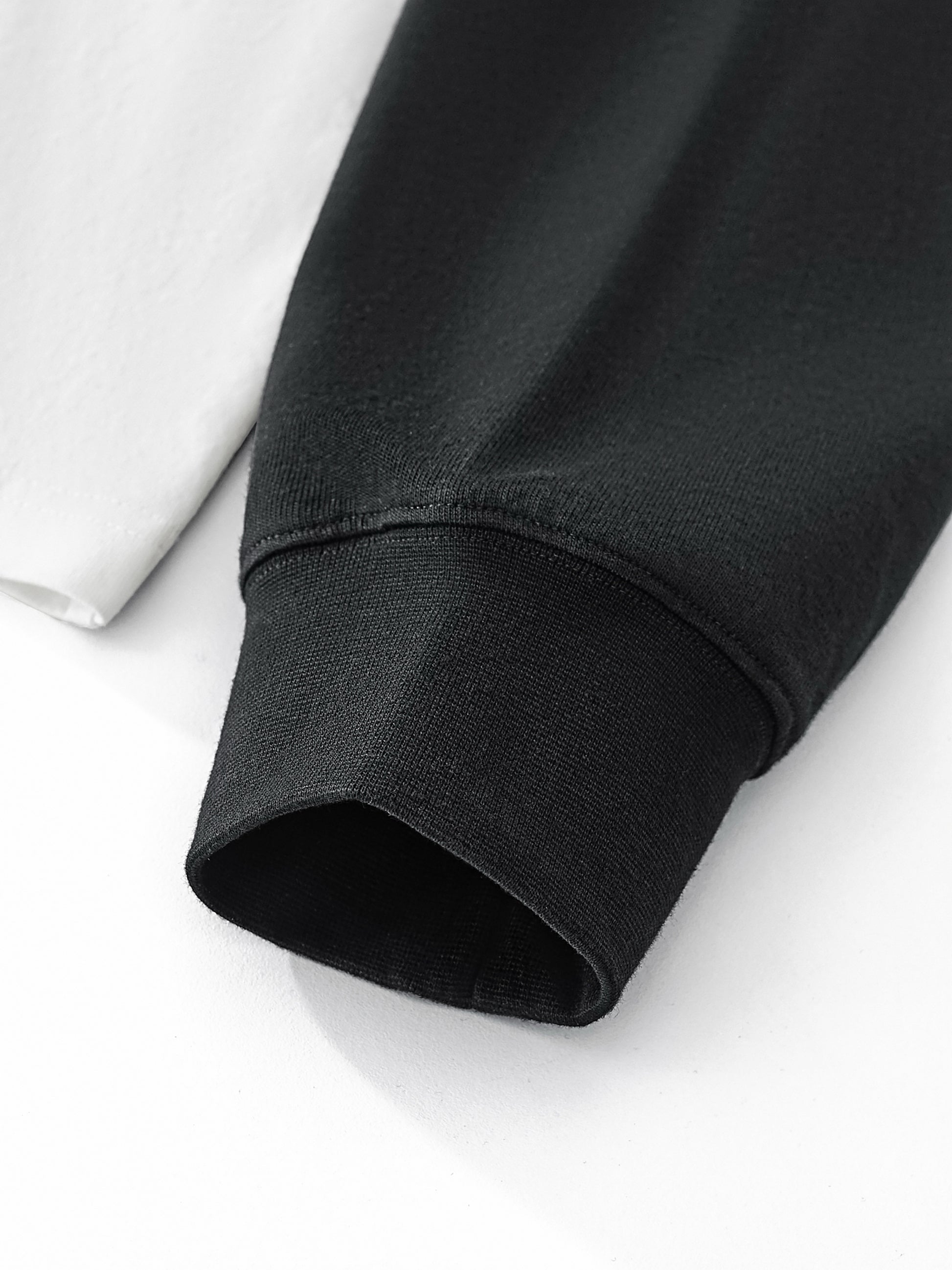 tee,shirt,long sleeve,fashion,essentials,streetwear,unisex