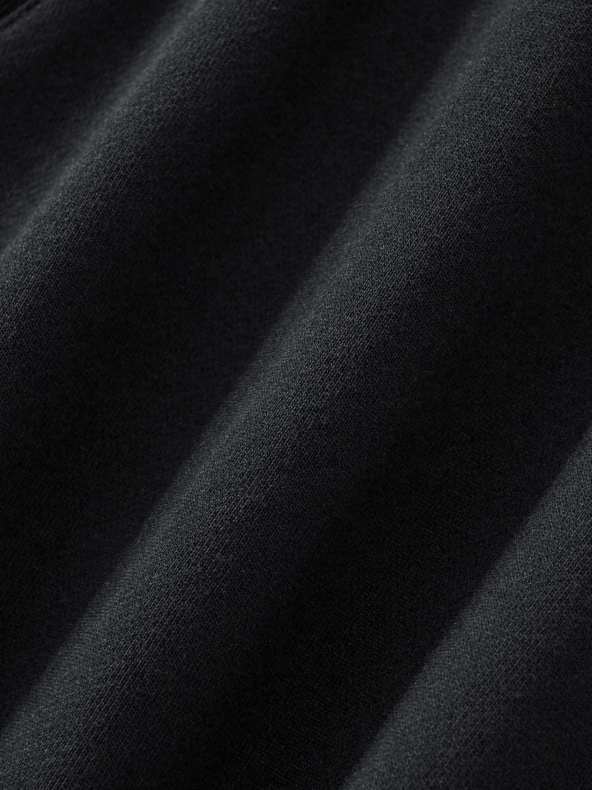 hoodie,streetwear,essentials,unisex,fashion