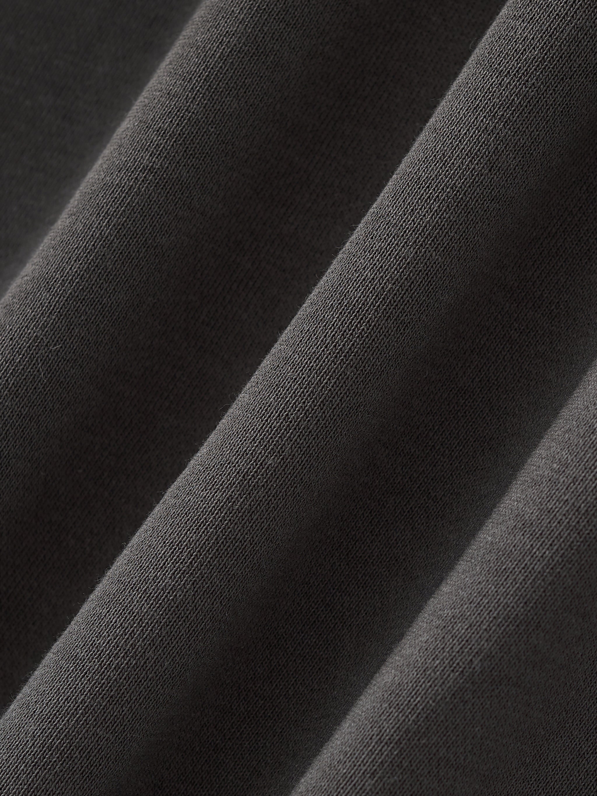 tee,fashion,shirt,t-shirt,essentials,streetwear,unisex