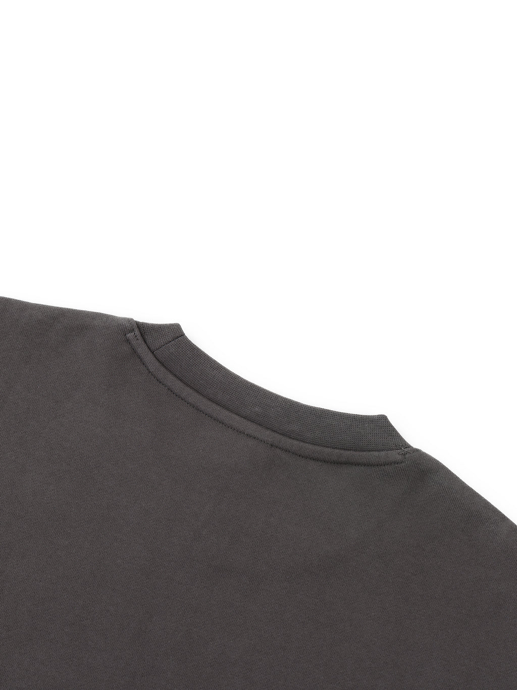 sweatshirt,fashion,essentials,unisex