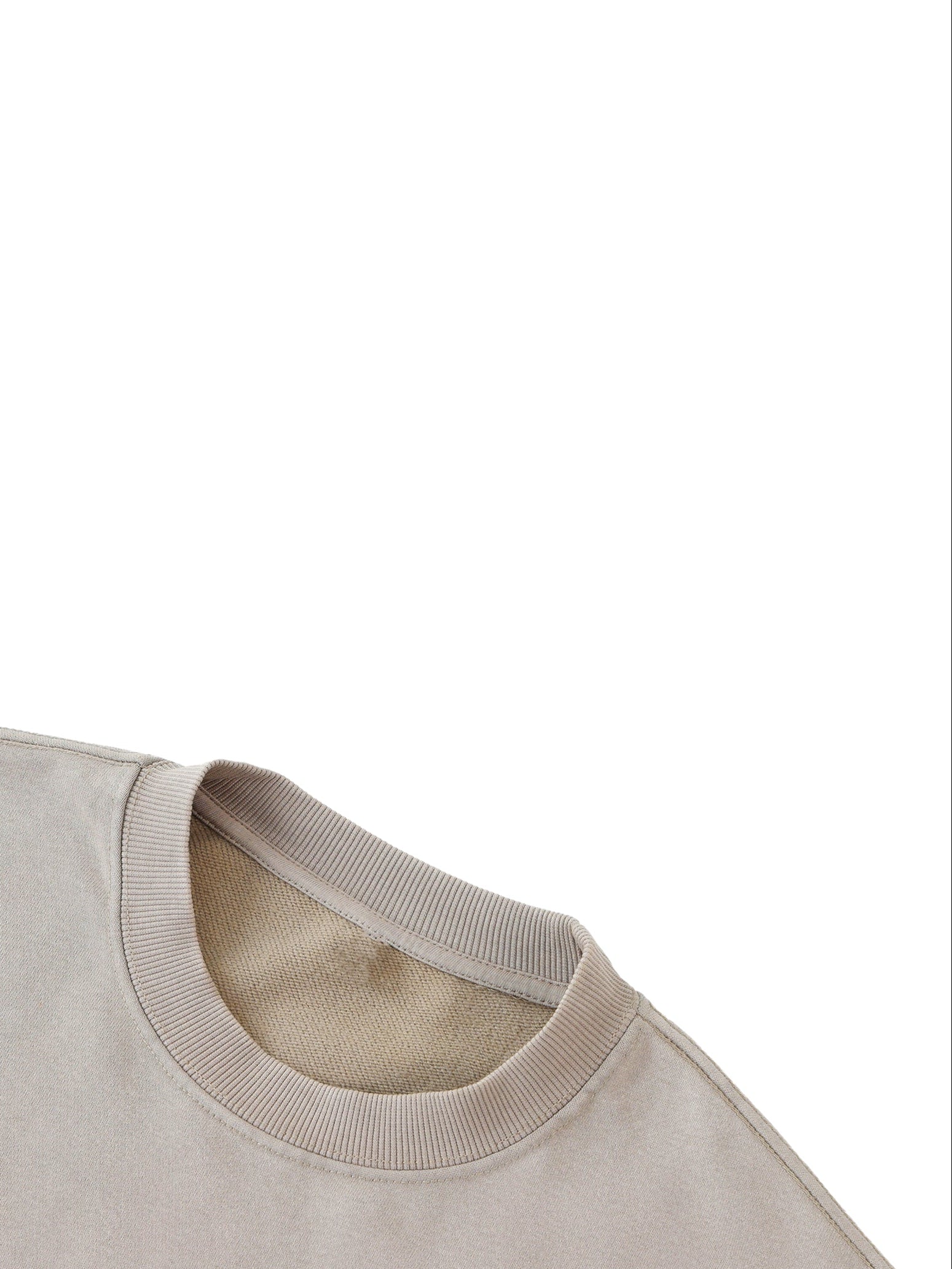 sweatshirt,fashion,unisex,essentials