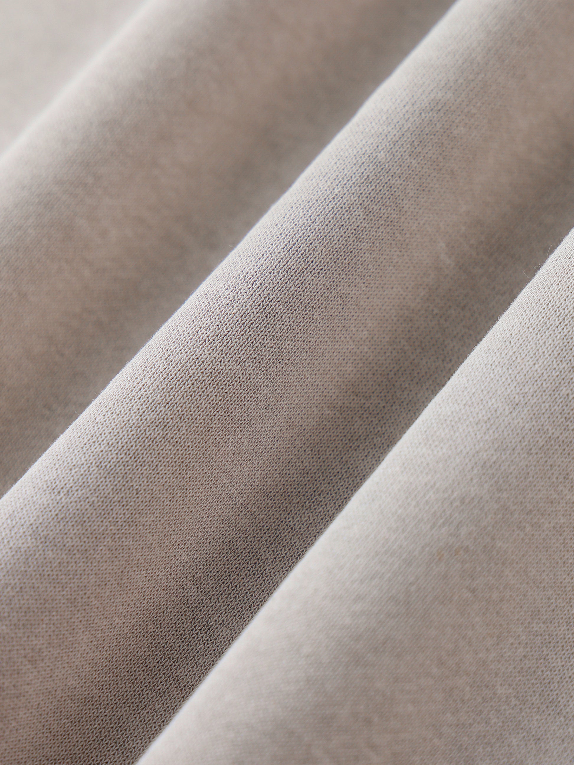 sweatshirt,fashion,essentials,unisex