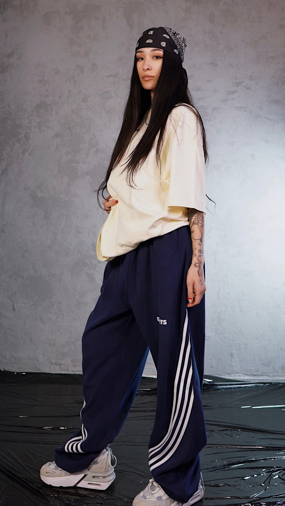 ESSNTIAL ELEMNTS WH 280G Curved Side Stripes Straight Sweatpants - Essntial Elemnts