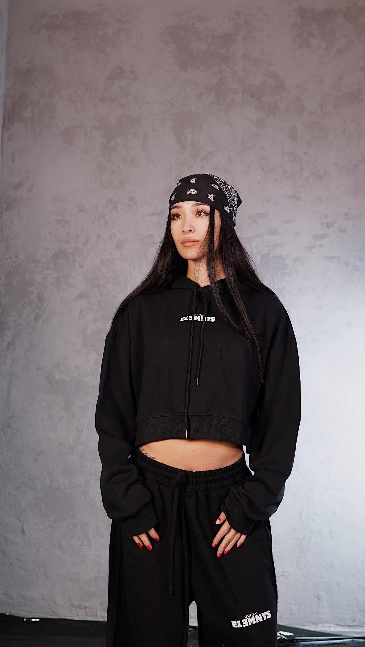 EESNTIAL ELEMNTS WH Women's 350G Cropped Hoodie - Essntial Elemnts