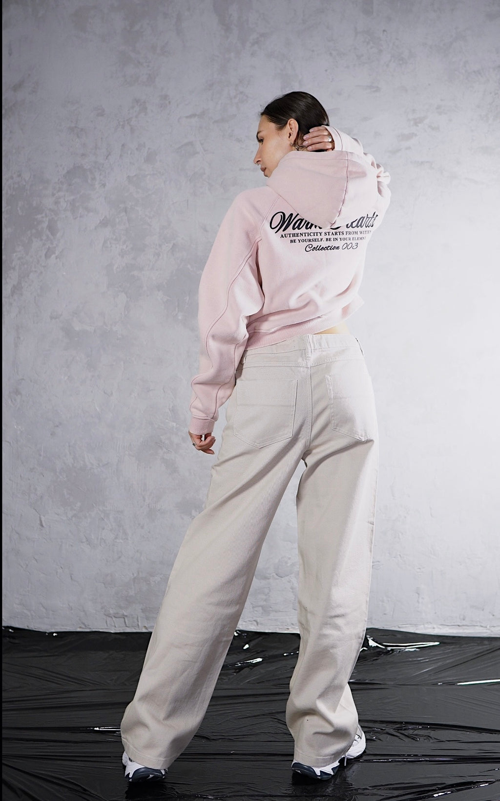 ESSNTIAL ELEMNTS WH Women's 355G Snow Washed Cropped Hoodie - Essntial Elemnts