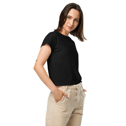 ƎSSNTIΛL ELƎMNTS Women’s Seamless High-Waisted Tee